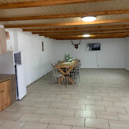 Casa Mari * Cartisoara